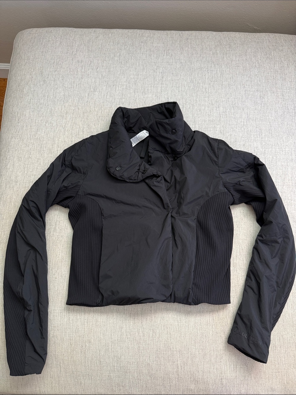 lululemon Jacket Black Cropped Puffer Jacket with Ribbed Panels *flaw*